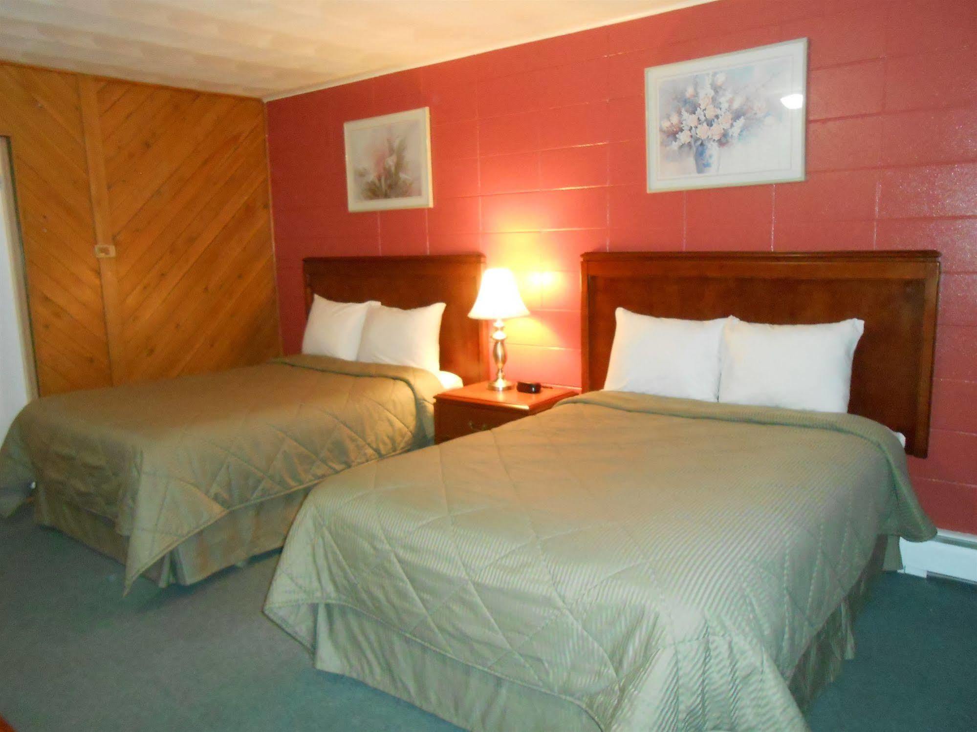 Aquarius Motel Perth Exterior photo