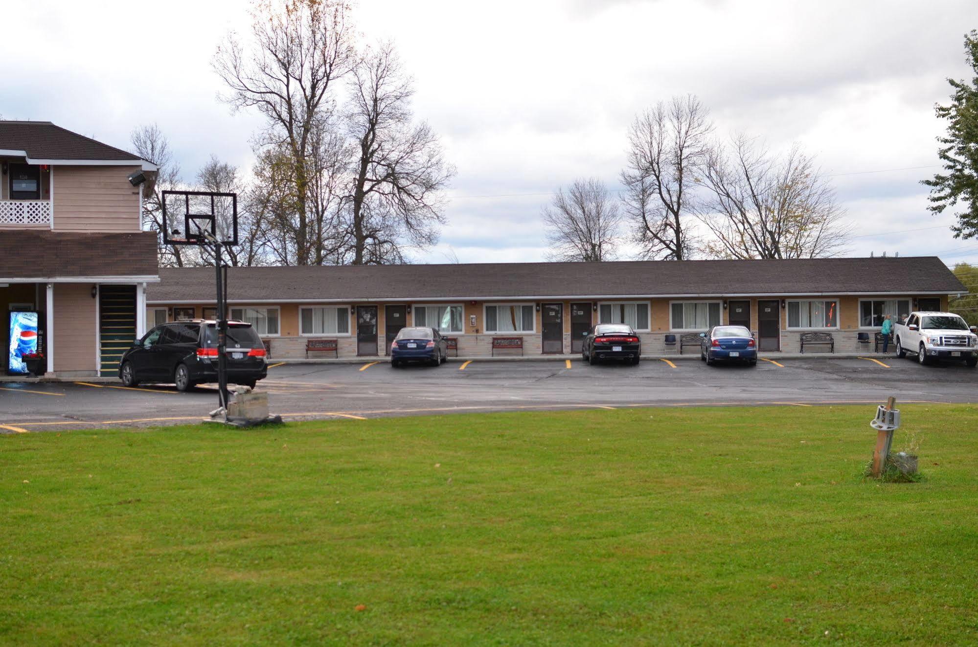 Aquarius Motel Perth Exterior photo